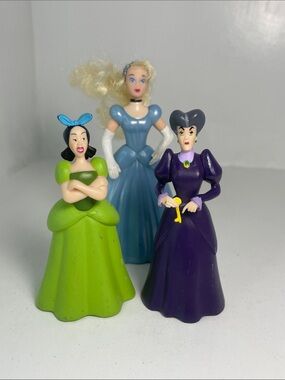 Disney Princess  Cinderella, Lady Tremaine, Drizella. Stepmother Stepsister